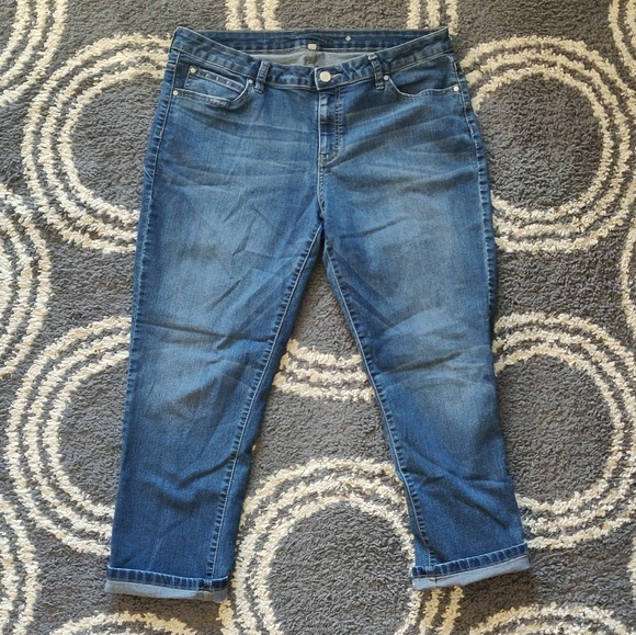 Jennifer Lopez Denim - Jennifer Lopez Capri Jeans